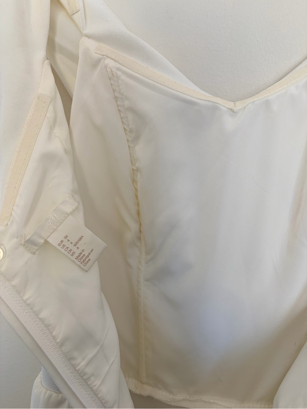 Gorgeous & Elegant H&M Off-Shoulder Jumpsuit in Crisp White - Picture 13 of 14